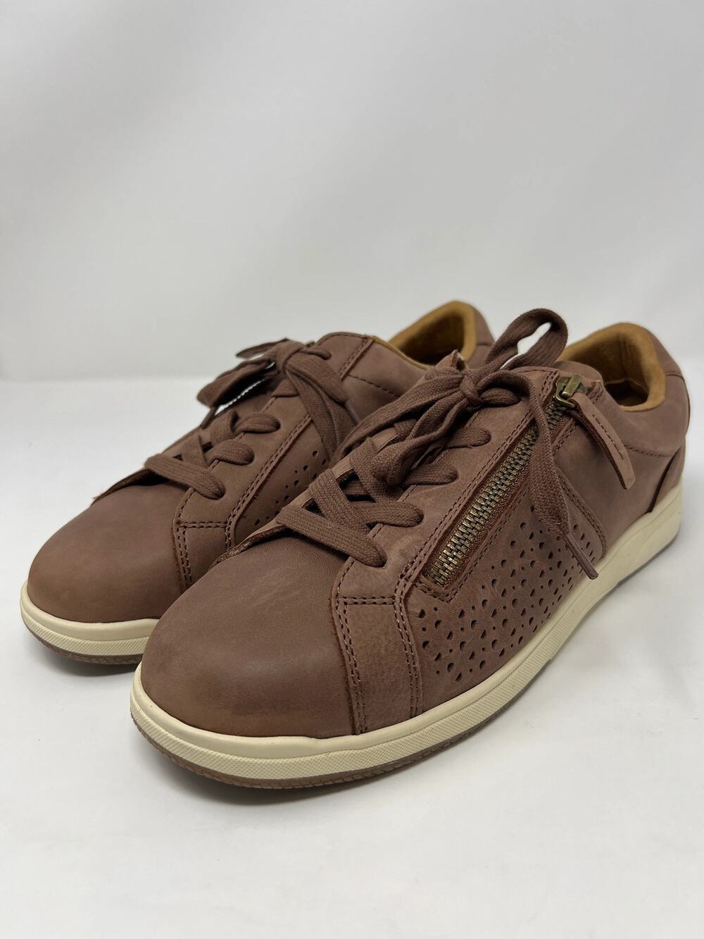 Earth Women's 9.5W Netta Cognac Suede Comfort Shoes